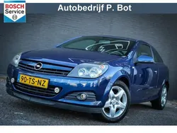 Blauw Gebruikt 2007 Opel Astra GTC Sport Hatchback | € 2.950 (Eerlijke prijs)
