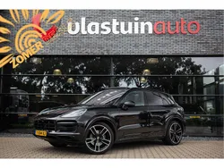 Zwart Gebruikt 2023 Porsche Cayenne Platinum Edition SUV | € 89.950