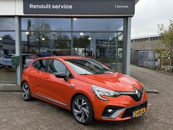 Oranje Gebruikt 2022 Renault Clio V R.S. Hatchback | € 21.450 (Eerlijke prijs)