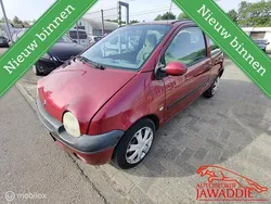 Rood Gebruikt 2002 Renault Twingo Hatchback | € 850 (Eerlijke prijs)