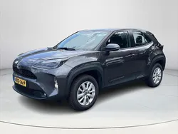 Gebruikt 2022 Toyota Yaris Hybrid Active | € 23.950 (Eerlijke prijs)
