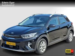 Zwart Gebruikt 2021 Kia Stonic SUV | € 16.945 (Eerlijke prijs)