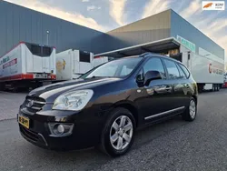 Zwart Gebruikt 2008 Kia Carens MPV | € 2.450 (Eerlijke prijs)
