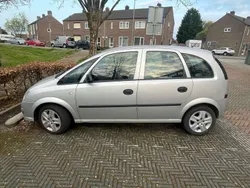 Grijs Gebruikt 2010 Opel Meriva MPV | € 2.000 (Super prijs)