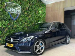 Blauw, metallic lak Gebruikt 2017 Mercedes C350e Premium Plus Sedan | € 24.890 (Eerlijke prijs)