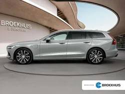 Grijs Gebruikt 2024 Volvo V60 Core Stationwagen | € 49.900 (Eerlijke prijs)