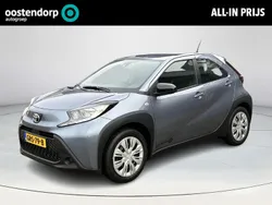 Grijs Gebruikt 2024 Toyota Aygo Play Hatchback | € 18.950 (Eerlijke prijs)