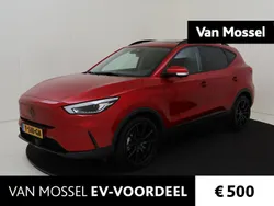 Rood Gebruikt 2023 MG ZS Luxury Sedan | € 27.995