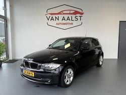 Zwart Gebruikt 2009 BMW 116 Hatchback | € 3.945 (Goede deal)