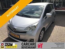 Zilver Gebruikt 2011 Toyota Verso-S MPV | € 9.450 (Duur)