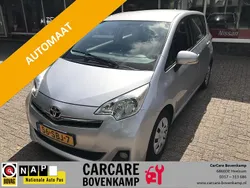 Zilver Gebruikt 2011 Toyota Verso-S MPV | € 9.450 (Duur)