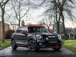 Zwart Gebruikt 2019 Mini John Cooper Works Hatchback | € 22.995 (Goede deal)