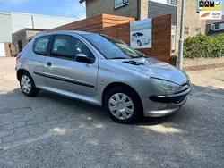 Grijs Gebruikt 1999 Peugeot 206 Hatchback | € 950 (Eerlijke prijs)