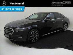 Zwart Gebruikt 2024 Mercedes E300 Premium Sedan | € 59.945 (Super prijs)