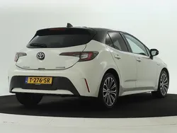 Wit Gebruikt 2019 Toyota Corolla Limited Hatchback | € 20.445 (Eerlijke prijs)