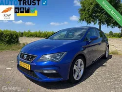 Blauw Gebruikt 2018 Seat Leon Business Hatchback | € 13.995 (Eerlijke prijs)