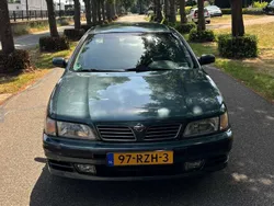 Groen Gebruikt 1997 Nissan Maxima SE Sedan | € 1.750