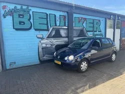 Blauw Gebruikt 2002 VW Polo Hatchback | € 999 (Goede deal)