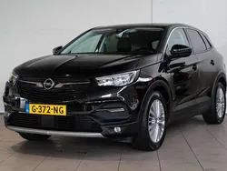 Zwart Gebruikt 2019 Opel Grandland X Innovation SUV | € 15.395 (Eerlijke prijs)