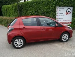 Rood Gebruikt 2012 Toyota Yaris Hatchback | € 11.950 (Eerlijke prijs)
