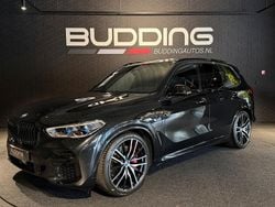 Zwart Gebruikt 2022 BMW X5 Executive SUV | € 58.950 (Goede deal)