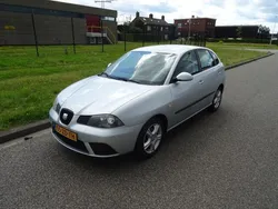 Grijs, metallic lak Gebruikt 2008 Seat Ibiza Hatchback | € 1.895 (Eerlijke prijs)