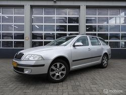 Grijs Gebruikt 2007 Skoda Octavia Ambiente Stationwagen | € 1.750 (Eerlijke prijs)