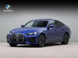 Blauw Nieuw 2025 BMW i4 M Sport Sedan | € 74.732 (Goede deal)