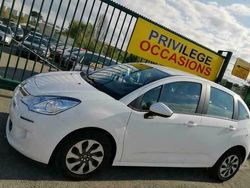 Wit Gebruikt 2017 Citroën C3 PureTech Hatchback | € 7.490 (Super prijs)
