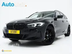 Zwart Gebruikt 2022 BMW 320e Shadowline Stationwagen | € 33.840 (Goede deal)