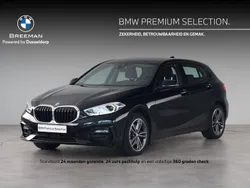 Zwart Gebruikt 2022 BMW 118 Sport Line Hatchback | € 25.950 (Goede deal)