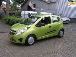 Groen, metallic lak Gebruikt 2011 Chevrolet Spark LS Hatchback | € 2.450 (Eerlijke prijs)