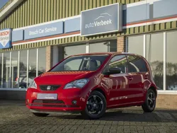 Rood Gebruikt 2016 Seat Mii CONNECT Hatchback | € 8.990 (Eerlijke prijs)