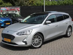 Grijs Gebruikt 2019 Ford Focus Business Edition Stationwagen | € 17.995 (Iets duurder)