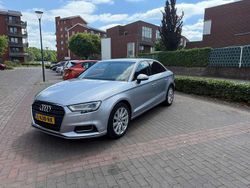 Zilver Gebruikt 2017 Audi A3 Sedan | € 25.000