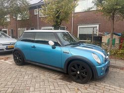 Gebruikt 2002 Mini Cooper S Hatchback | € 2.999