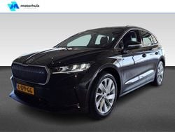 Zwart Gebruikt 2021 Skoda Enyaq iV SUV | € 26.925 (Eerlijke prijs)