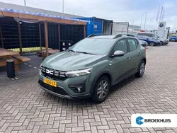 Grijs Gebruikt 2023 Dacia Sandero Expression Hatchback | € 13.900 (Goede deal)