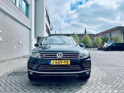 Zwart Gebruikt 2018 VW Touareg R-line SUV | € 30.000