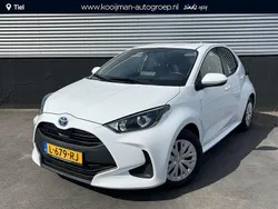 (040) Gebruikt 2021 Toyota Yaris Hybrid Active Hatchback | € 18.900 (Eerlijke prijs)