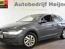 Grijs Gebruikt 2023 VW Polo Style Hatchback | € 21.445 (Goede deal)