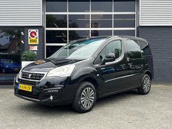 Zwart Gebruikt 2020 Peugeot Partner Active Van | € 13.995 (Iets duurder)