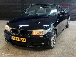 Zwart Gebruikt 2012 BMW 118 Cabriolet Executive Cabriolet | € 12.900 (Eerlijke prijs)