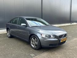 Grijs Gebruikt 2005 Volvo S40 Kinetic Sedan | € 4.195 (Iets duurder)