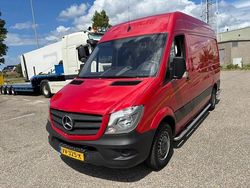 Rood Gebruikt 2016 Mercedes Sprinter Van | € 11.250 (Goede deal)