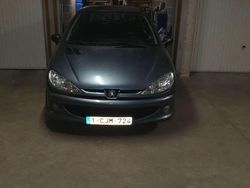 Grijs Gebruikt 2005 Peugeot 206 Hatchback | € 750 (Goede deal)