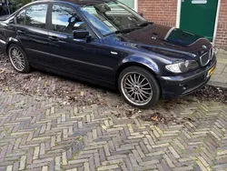 Blauw Gebruikt 2003 BMW 316 Sedan | € 2.000 (Eerlijke prijs)