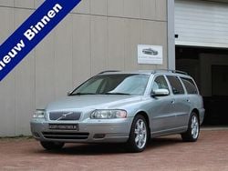 Grijs Gebruikt 2006 Volvo V70 Stationwagen | € 15.950