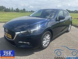 Blauw Gebruikt 2018 Mazda 3 Hatchback | € 15.950 (Eerlijke prijs)