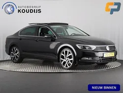 Zwart Gebruikt 2017 VW Passat Comfortline Sedan | € 19.890 (Eerlijke prijs)